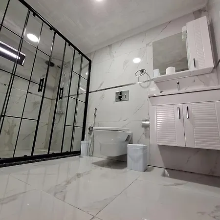 Daly 2 Apartment *